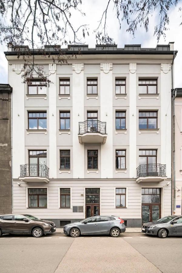 Discover Krakow Apartments - 5 Borowickiej St - Studio Next To Opera And Unity Centre Luaran gambar