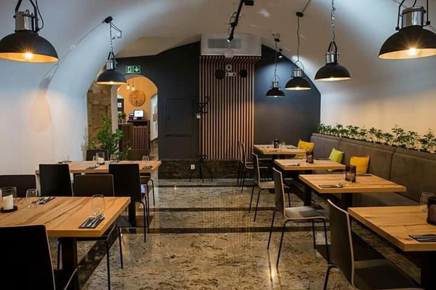 Discover Krakow Apartments - 5 Borowickiej St - Studio Next To Opera And Unity Centre Luaran gambar
